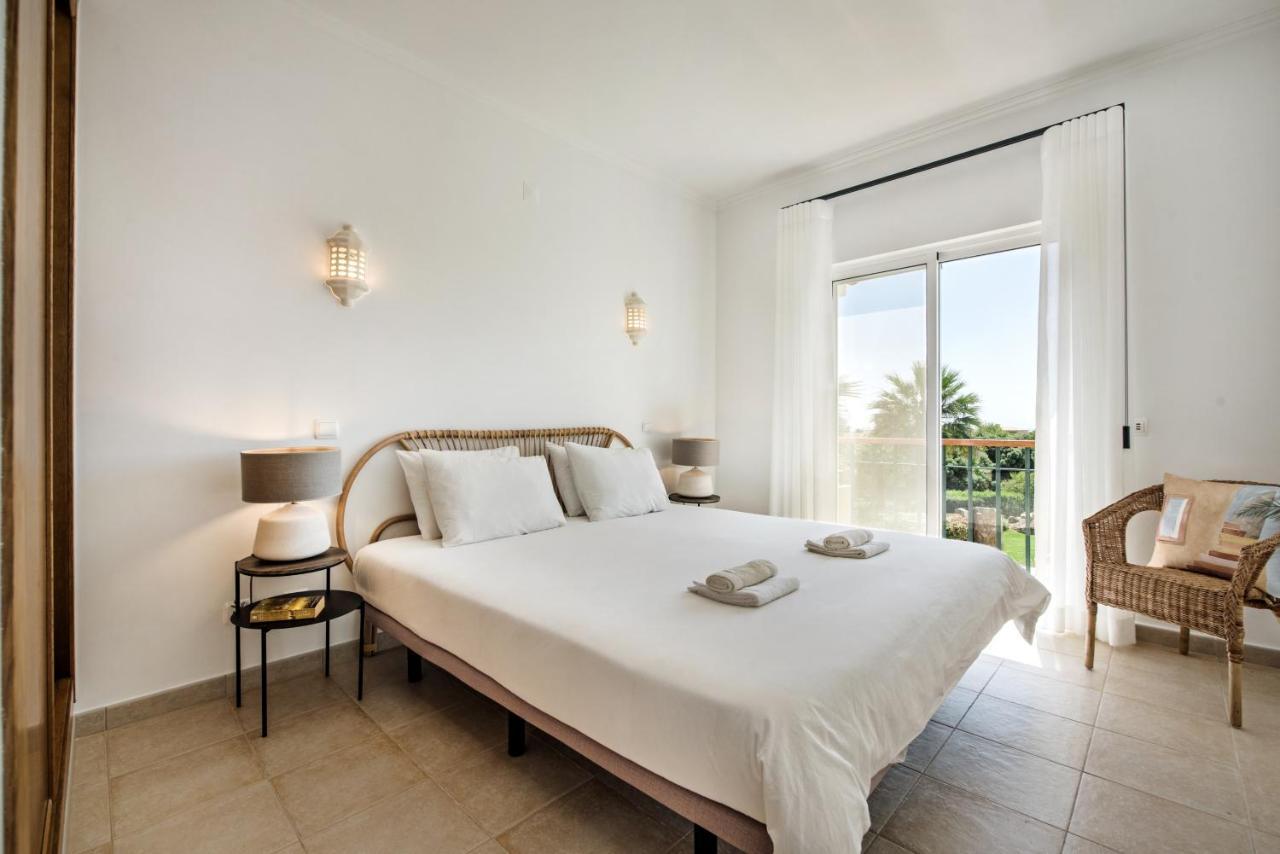 Beautiful Two Bedroom Apartment With Roof Terrace Carvoeiro  Ngoại thất bức ảnh