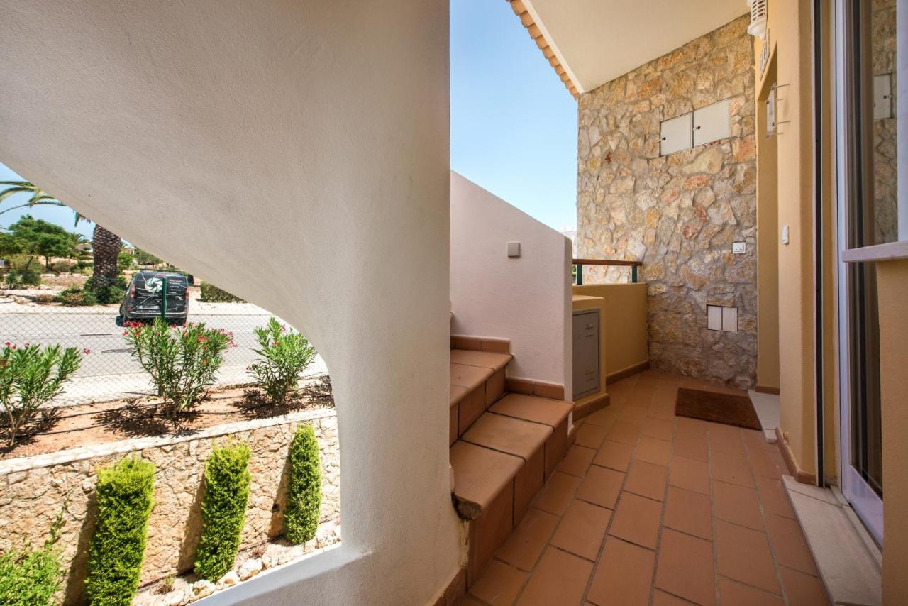 Beautiful Two Bedroom Apartment With Roof Terrace Carvoeiro  Ngoại thất bức ảnh